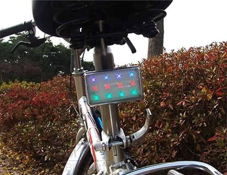 Bicycle light with LEDs