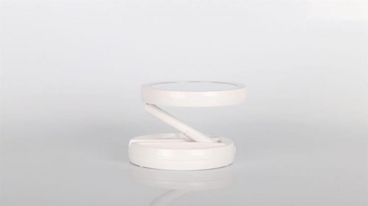 Cenocco Folding LED Mirror (CC-9050) Cenocco Folding LED Mirror (CC-9050)