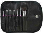 Professional gentle makeup brushes, 7-pack, pink. Professional gentle makeup brushes, 7-pack, pink.