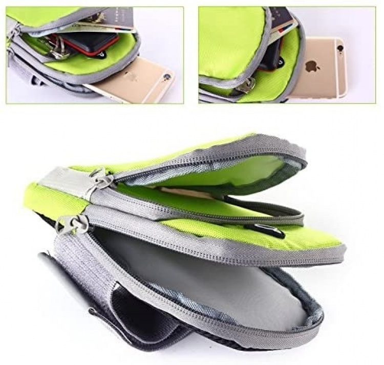 Spacious arm bag with headphone port, Green Spacious arm bag with headphone port, Green