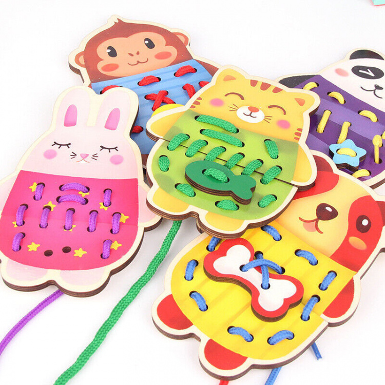 Wooden card - thread, Panda Wooden card - thread, Panda