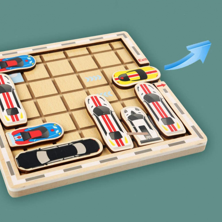 Fun maze with cars for children