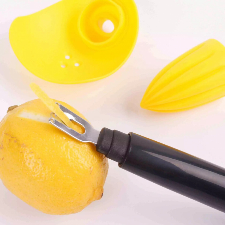 Citrus press with etching iron Citrus press with etching iron