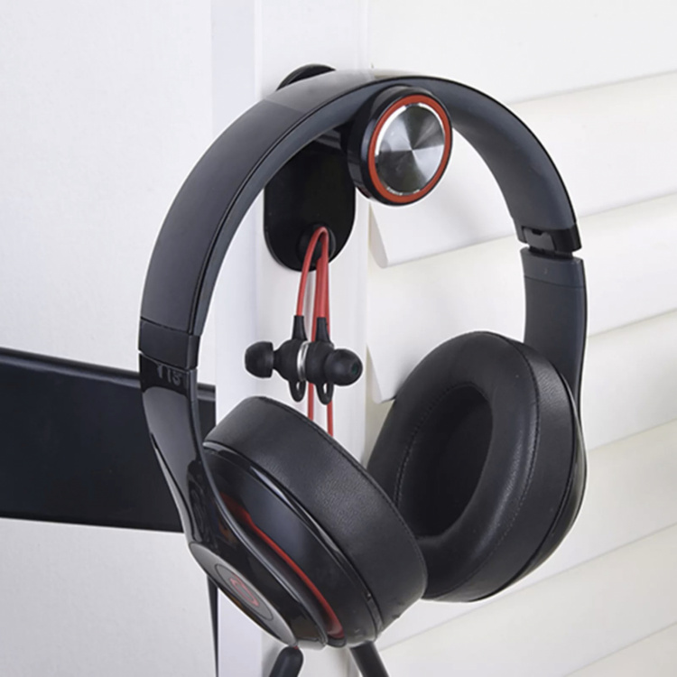 Retractable Hook for Headset Retractable Hook for Headset