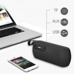 Q106 Wireless Speaker, Bluetooth, USB, Red Q106 Wireless Speaker, Bluetooth, USB, Red