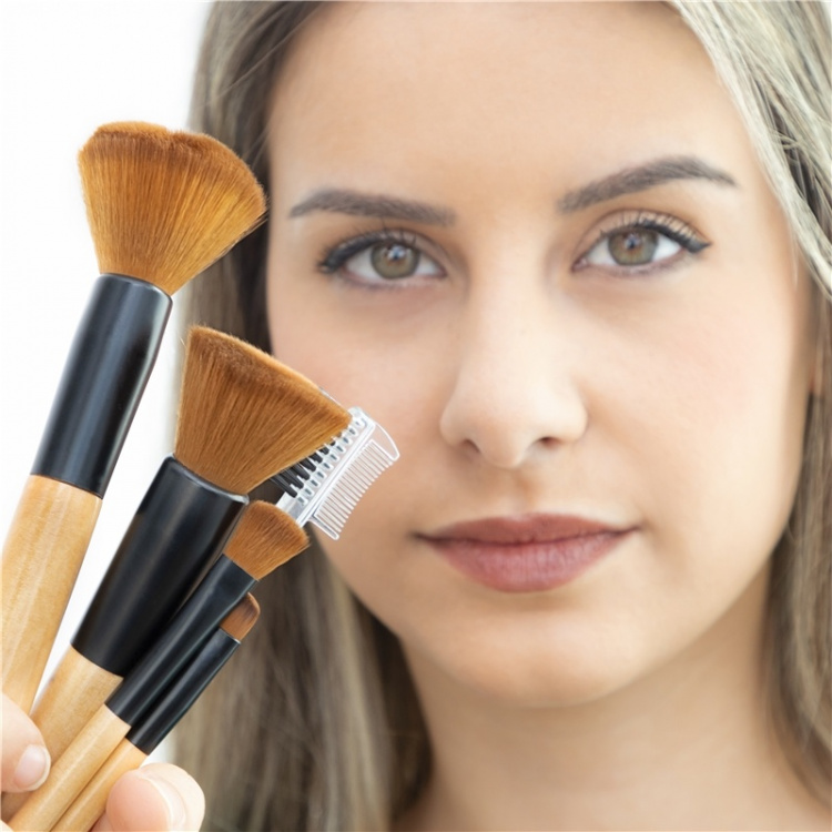 InnovaGoods Miset Wooden Makeup Brushes x5 InnovaGoods Miset Wooden Makeup Brushes x5