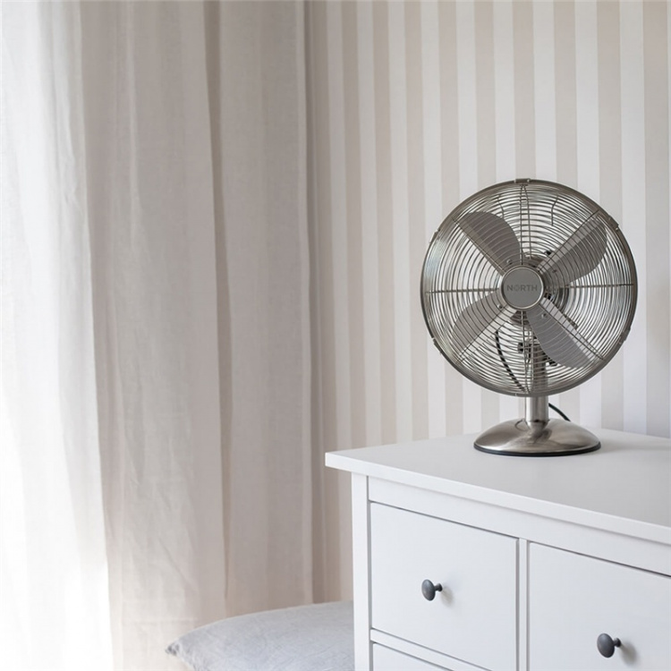 NORTH Desk Fan 30cm Satin Chrome NORTH Desk Fan 30cm Satin Chrome