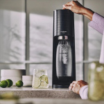 SodaStream TERRA Kolsyremaskin med fem flaskor & patron, Svart