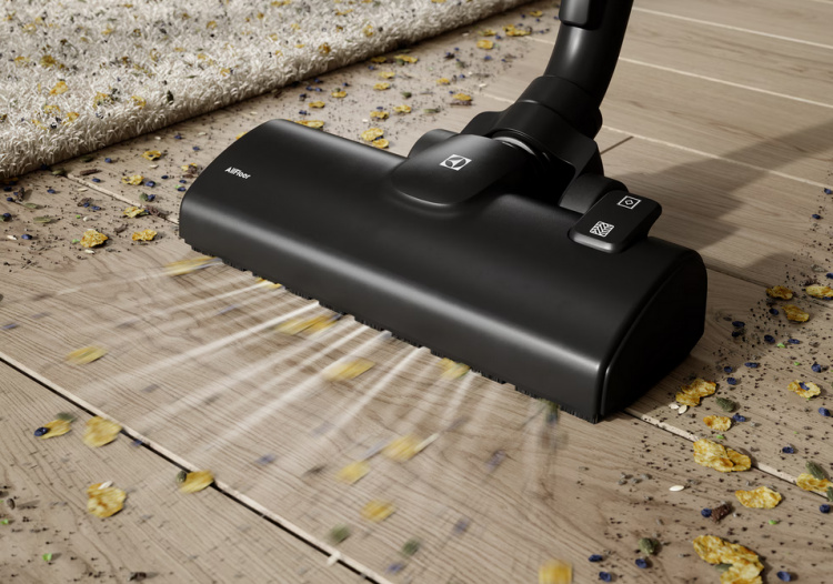 Electrolux Clean 500 - Bagged Vacuum Cleaner