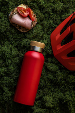 <span>Thermos bottle with bamboo lid from Orrefors Hunting. A stainless steel bottle with a double wall on the inside to keep both cold and warm for a longer period of time. Six different colors to choose from so you can match your favorite color. Our the
