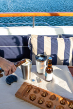 Orrefors Jernverk Vacuum insulated mug with bottle opener, White