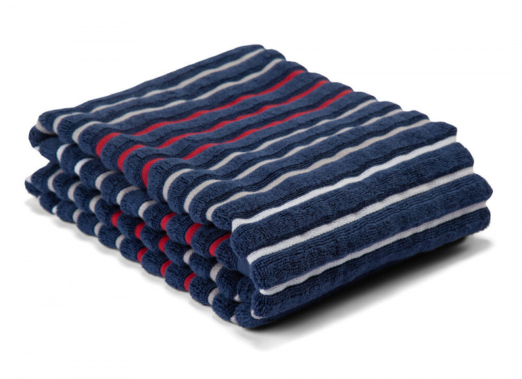 <span>Terry Seaside from Lord Nelson Victory in two different color schemes with stripes and maritime colors. The large size 80x160 cm is ideal as a bath towel, with its 500 g/m² making it soft and comfortable. The two smaller sizes are advantageously mat <span>Terry Seaside from Lord Nelson Victory in two different color schemes with stripes and maritime colors. The large size 80x160 cm is ideal as a bath towel, with its 500 g/m² making it soft and comfortable. The two smaller sizes are advantageously mat