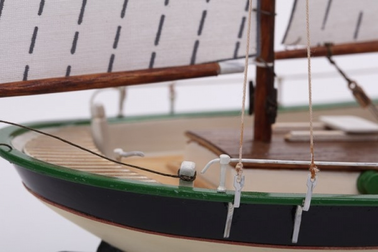 1:60 Dana - Plastic hull 1:60 Dana - Plastic hull