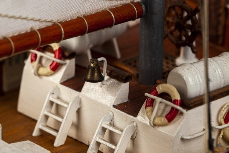 1:75 Sir Winston Churchill -Wooden hull 1:75 Sir Winston Churchill -Wooden hull