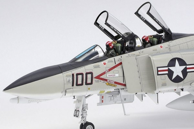 Tamiya 1/48 McDonnell Douglas T F-4B Phantom II T