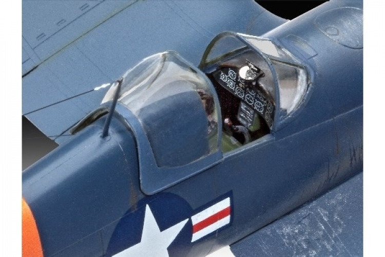 Revell F4U-4 Corsair