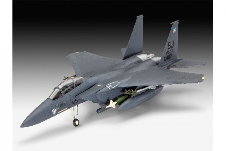 Revell F-15E STRIKE EAGLE & bombs