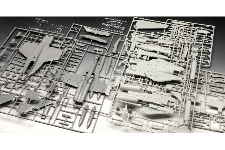 Revell 1:72 Gift Set \'Top Gun 2 Movie Set