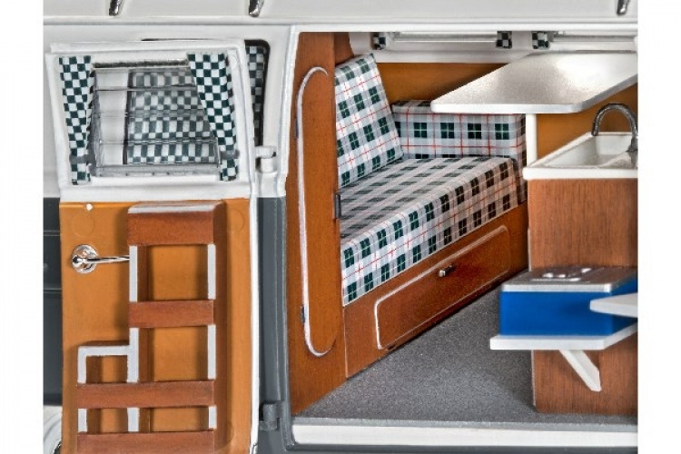 Revell 1:24 VW T1 Camper