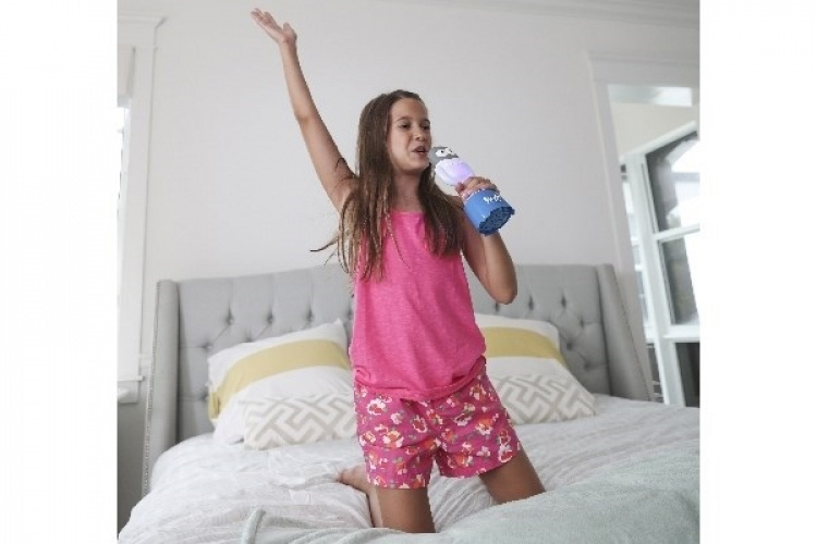 Singing Machine Bluetooth Mic Guy