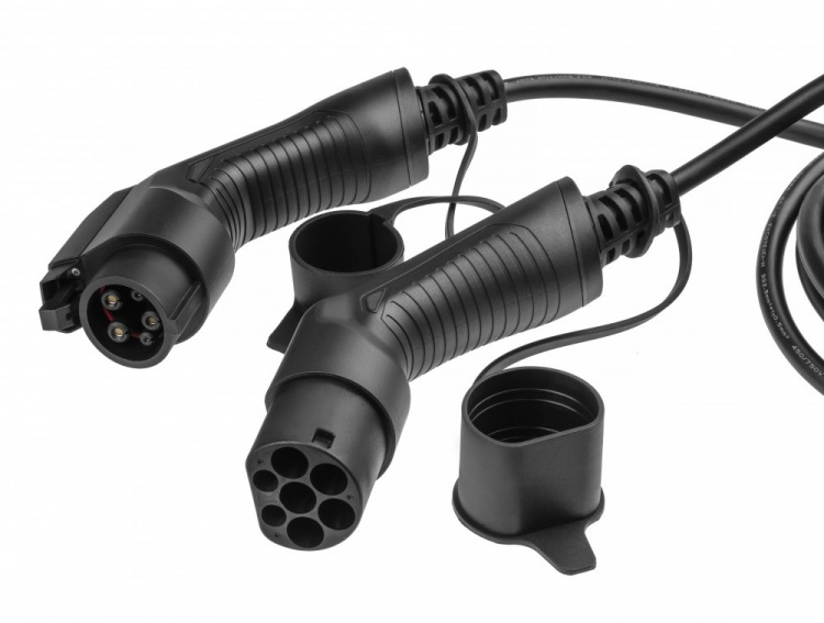 greencell EV Cable EV18 Typ1 5m 3.6kW 16A 1-Phase Black IP55 greencell EV Cable EV18 Typ1 5m 3.6kW 16A 1-Phase Black IP55