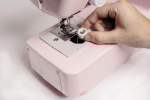 Brother LP14 Limited Edition Sewing machine incl. 10 Bobbins and Finger Guard, Pink