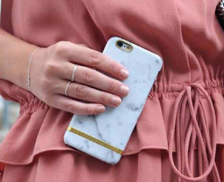 Richmond & Finch iPhone 7/8/SE2 Case, White Marble