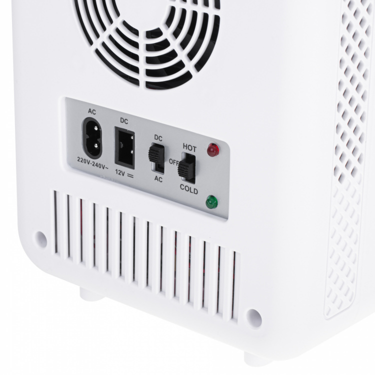 Adler AD 8085 Mini fridge - w/ mirror - 4L