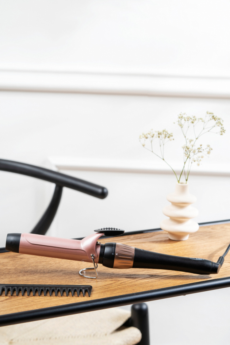 Adler AD 2118 Curling iron - 32 mm - temp. control Adler AD 2118 Curling iron - 32 mm - temp. control