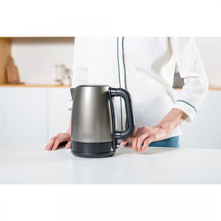 BLACK+DECKER Kettle 1,2L Brushed Steel