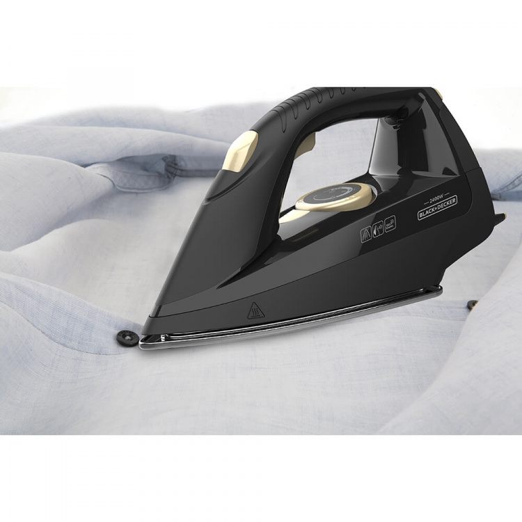 BLACK+DECKER Steam station 2L 2400W