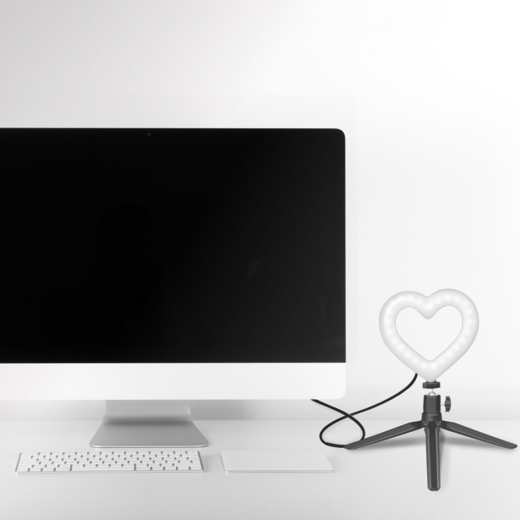 Ring light Hjärtform RGB med b Ring light Hjärtform RGB med b