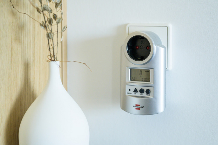 Primera-Line energy meter / electricity meter for the calculation of energy consumption and energy costs Primera-Line energy meter / electricity meter for the calculation of energy consumption and energy costs