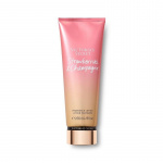 Victoria\'s Secret Strawberries And Champagne Fragrance Lotion 236ml