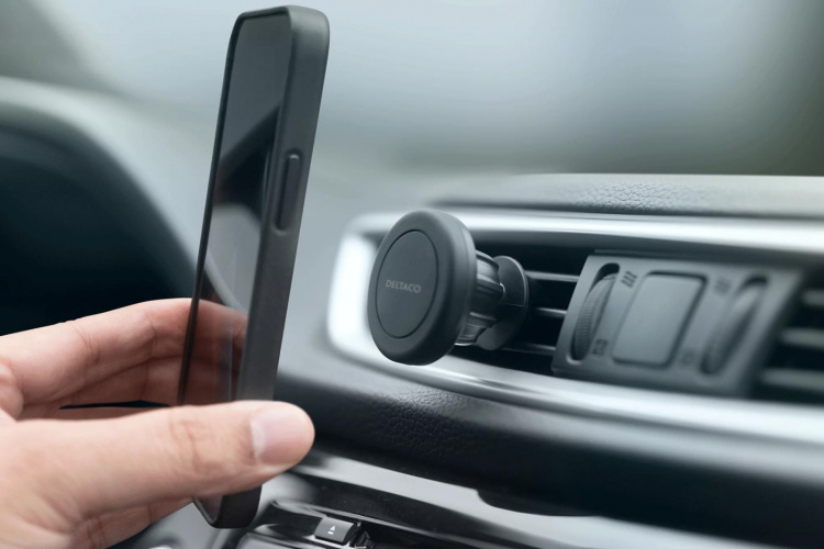DELTACO magnetic adjustable car holder, air vent, for mobile, black