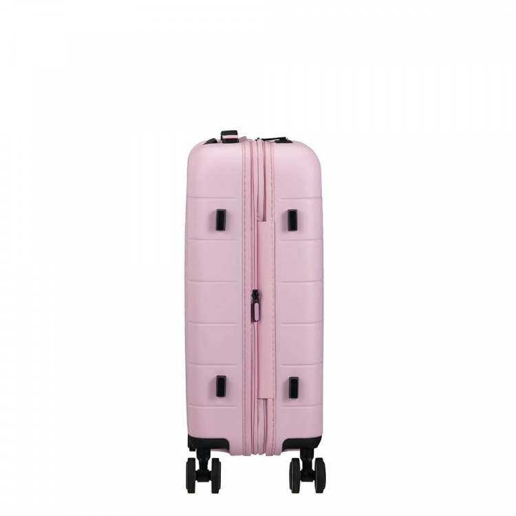 American Tourister Nova Stream Spinner 55/20 Expand Soft Pink American Tourister Nova Stream Spinner 55/20 Expand Soft Pink