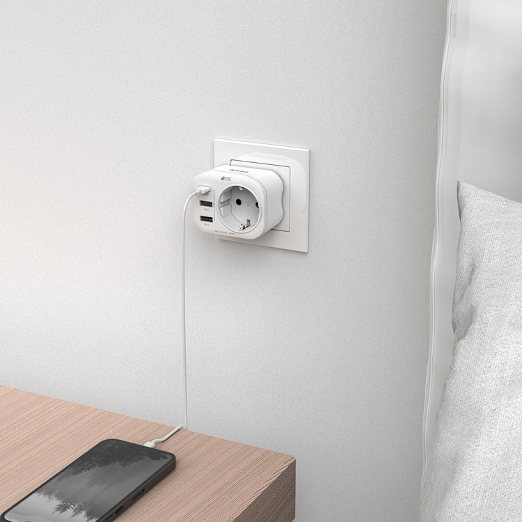 Hama 220V Socket USB-C/A 20W PD White