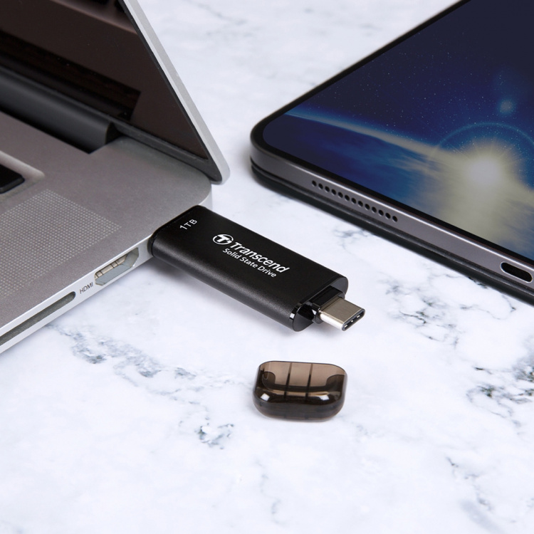 Transcend Portabel SSD ESD310C USB-C 2TB (R1050/W950) Svart Transcend Portabel SSD ESD310C USB-C 2TB (R1050/W950) Svart