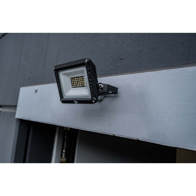 brennenstuhl LED Spotlight JARO 3060 / LED Floodlight 20W for outdoor use (LED Outdoor Light for wall mounting, with 2300lm, made of high-quality aluminium, IP65)