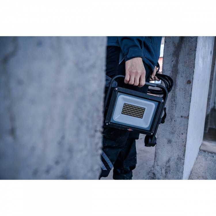 brennenstuhl Mobile LED construction lamp JARO 14060 M / LED work lamp 100W for outside (LED floodlight with 5m cable, LED emergency lighting with 11500lm made of high-quality aluminum, dimmable, IP65)