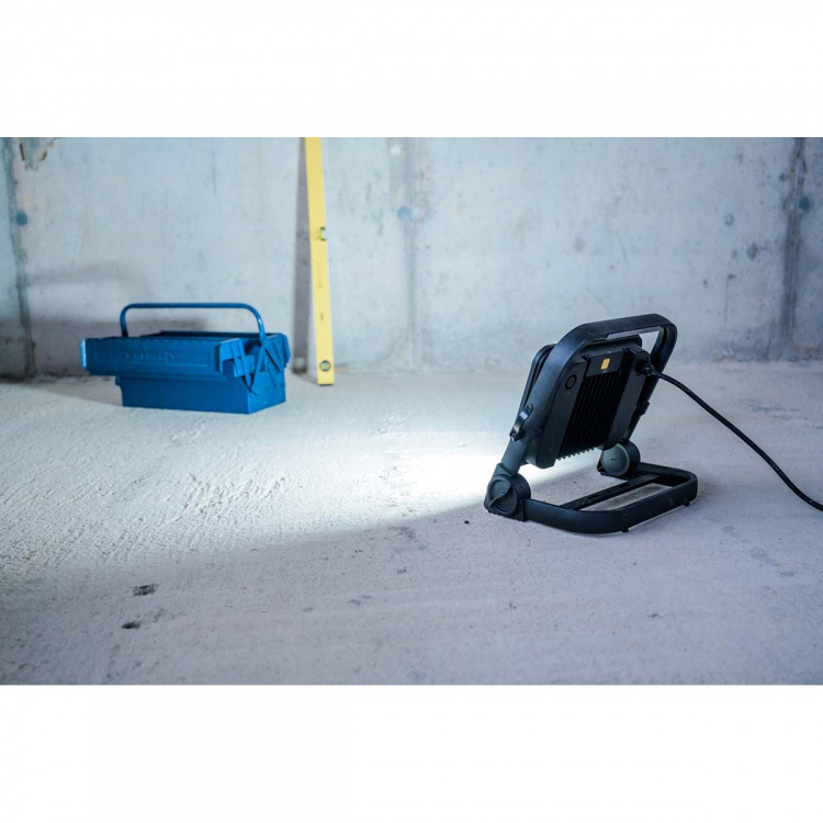 brennenstuhl Mobile LED construction lamp JARO 14060 M / LED work lamp 100W for outside (LED floodlight with 5m cable, LED emergency lighting with 11500lm made of high-quality aluminum, dimmable, IP65)