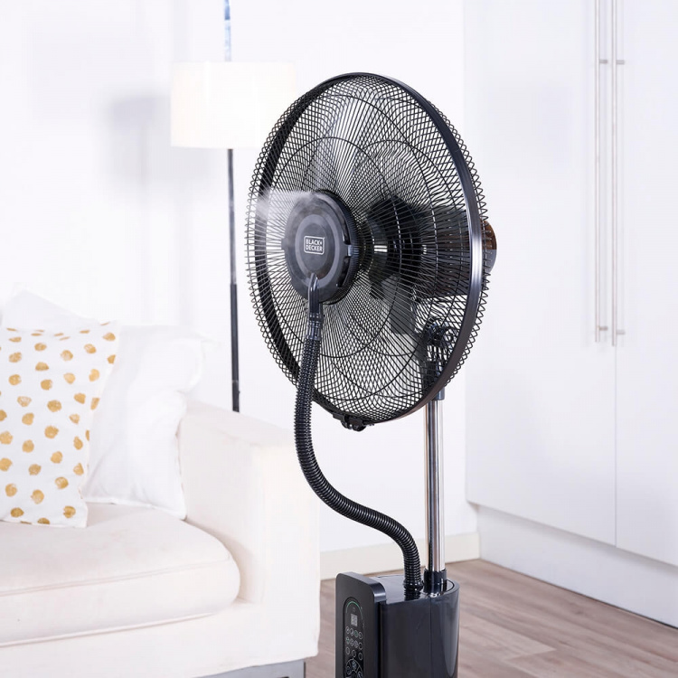 BLACK+DECKER Floor Fan With Cooling Mist Black