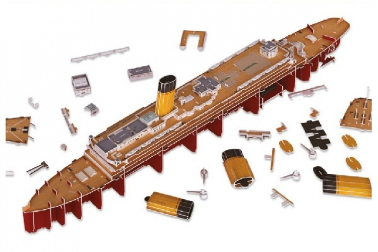 Revell 3D Puzzle RMS Titanic LED