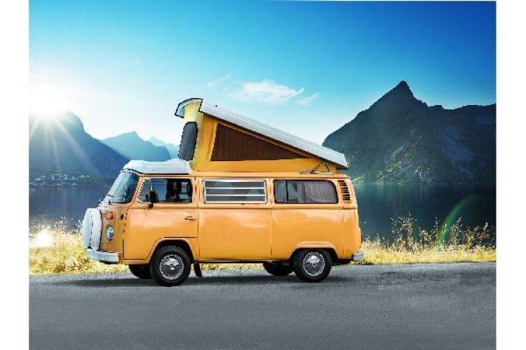 Revell 1:24 VW T2 Camper (easy click) model kit