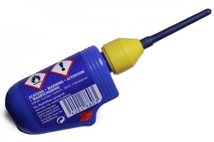 Revell Contacta professional 25g