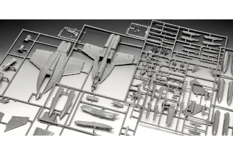 Revell F/A-18F Super Hornet  Revell F/A-18F Super Hornet