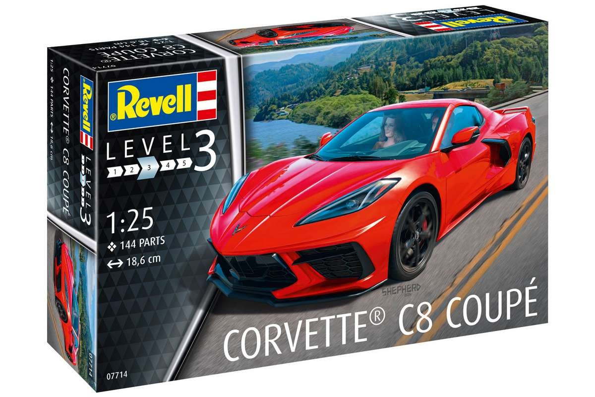 82 Corvette コレクター 1:24 Revell レーベル Buy Revell Corvette C8