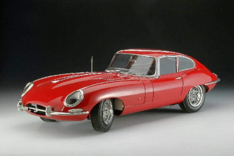 Revell Jaguar E-Type 