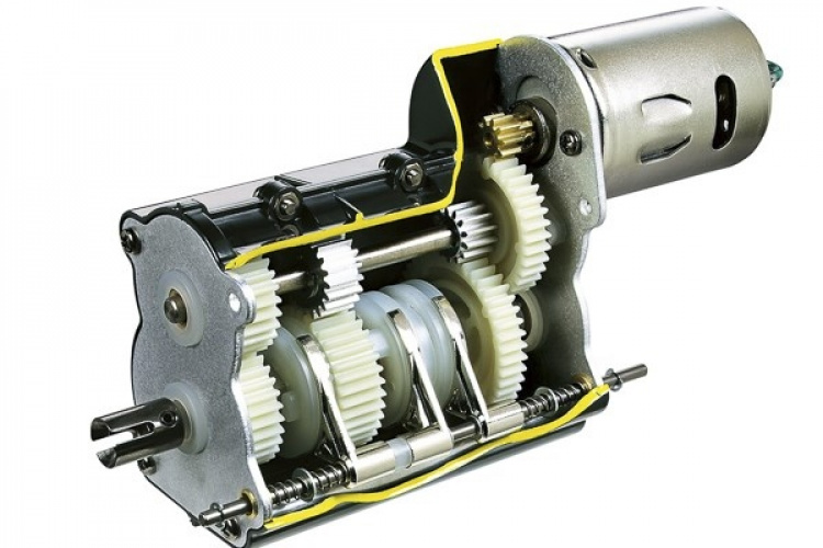 TAMIYA 1:14 R/C Scania R470 (Silver Edition) TAMIYA 1:14 R/C Scania R470 (Silver Edition)