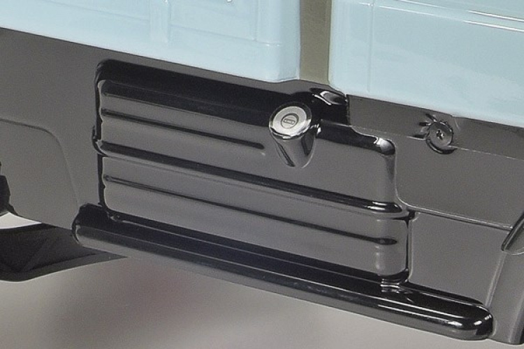 TAMIYA 1/10 R/C Mercedes-Benz Unimog 406 Series U900 TAMIYA 1/10 R/C Mercedes-Benz Unimog 406 Series U900